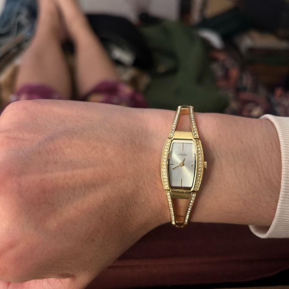 Guess watch - Picture 3 of 6